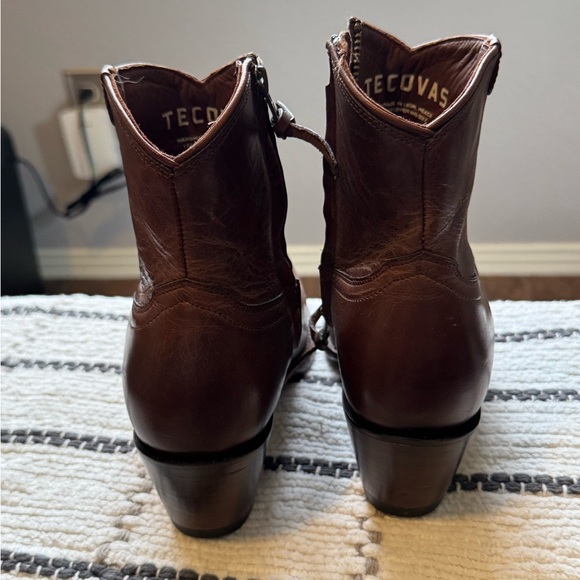 Tecovas Women's Brown Ankle Boots - Picture 4 of 7
